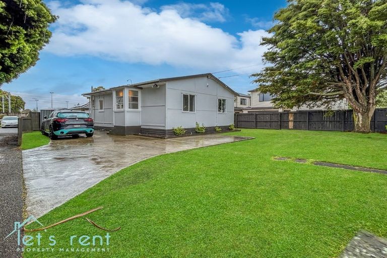 Photo of property in 86a Gloucester Road, Manurewa, Auckland, 2102