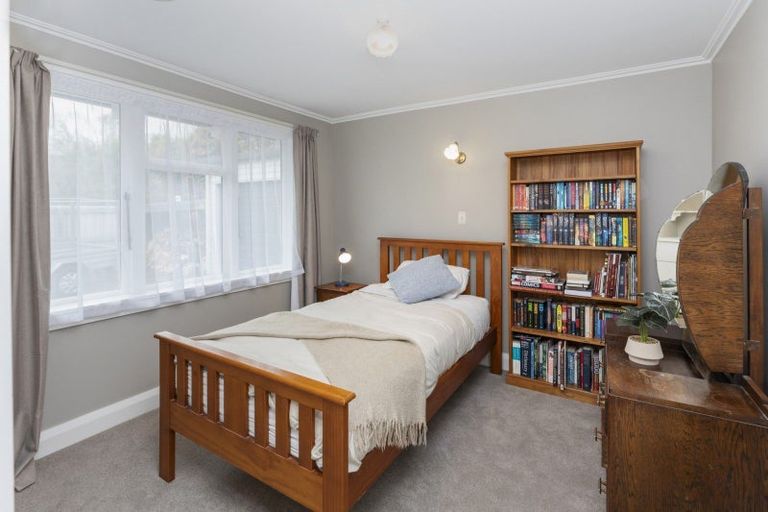 Photo of property in 14 Worsleys Road, Cracroft, Christchurch, 8025