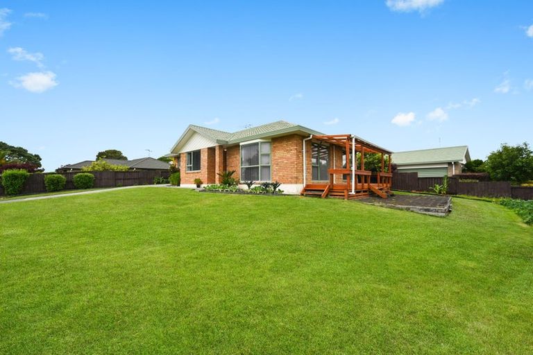 Photo of property in 2 Shannon Place, Nawton, Hamilton, 3200
