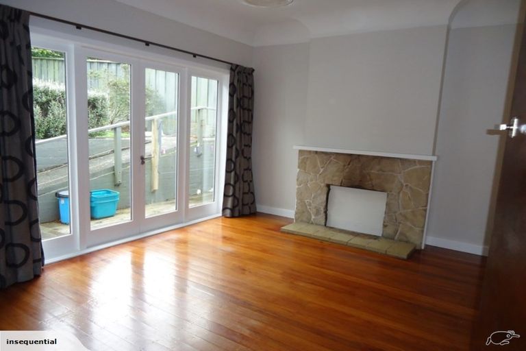 Photo of property in 7 Seaforth Terrace, Karori, Wellington, 6012