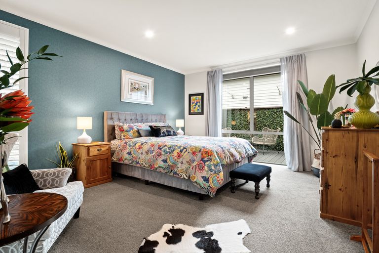 Photo of property in 6 Montecillo Lane, Mornington, Dunedin, 9011