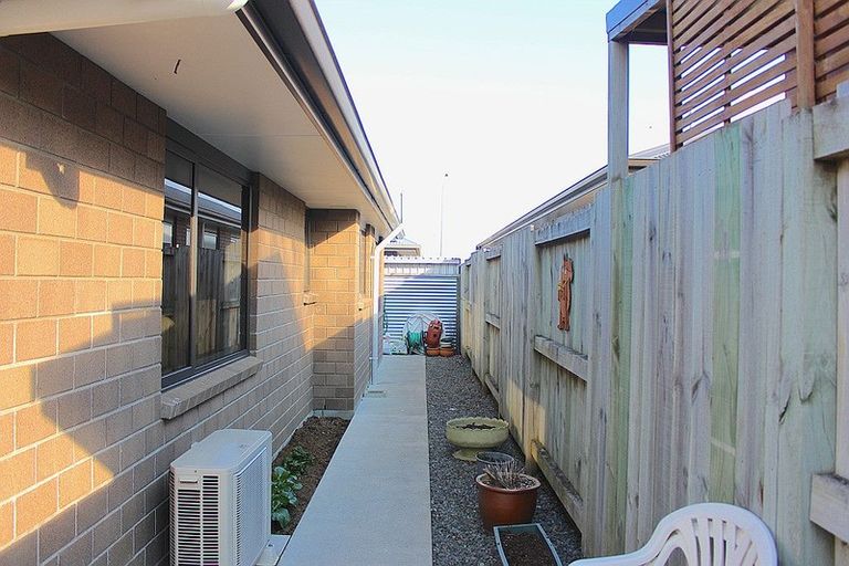 Photo of property in 8a Montague Grove, Stratford, 4332