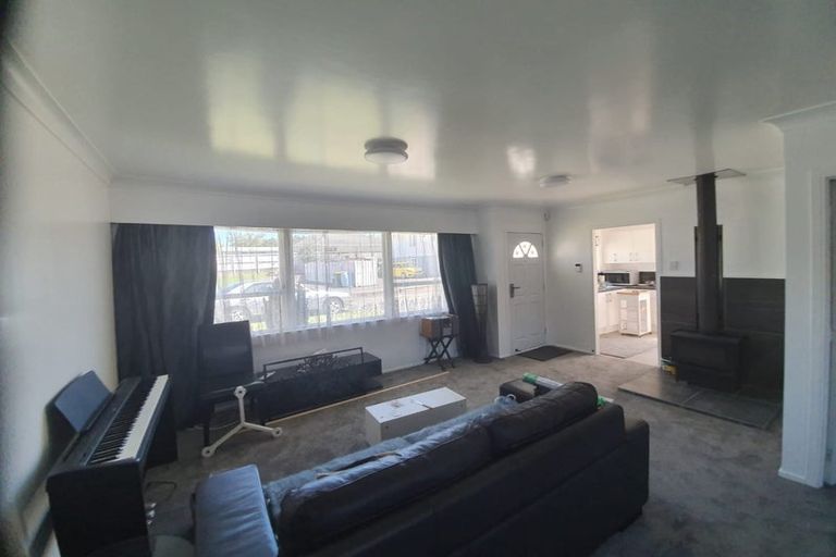 Photo of property in 2/18 Nelson Street, Papakura, 2110