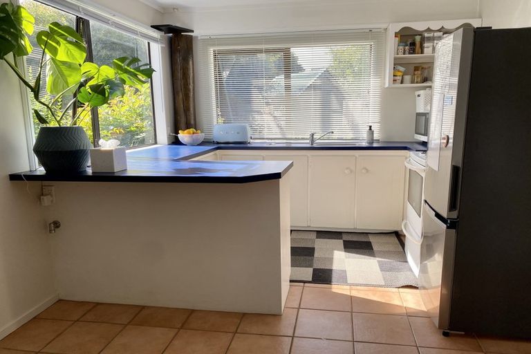 Photo of property in 1/41 Glenvar Road, Torbay, Auckland, 0630