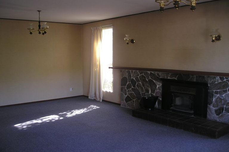 Photo of property in 9a Shanly Street, Waipawa, 4210
