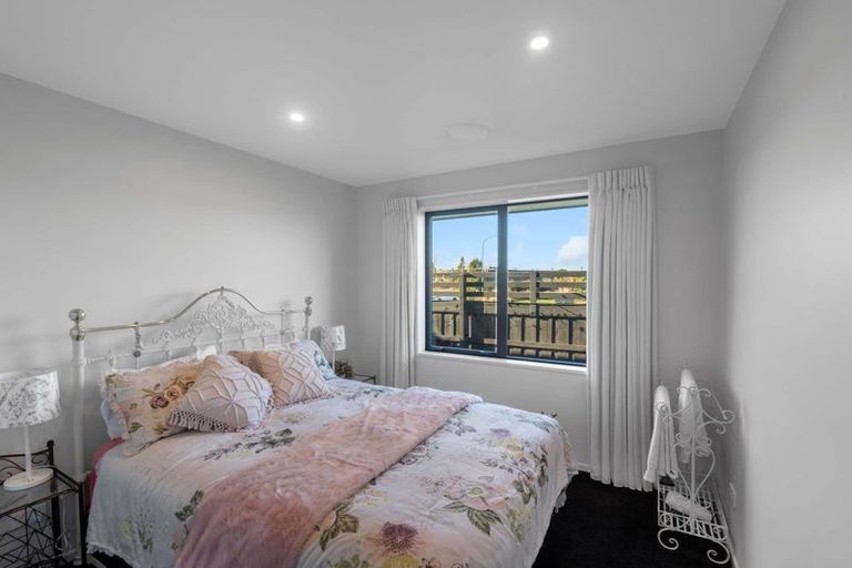 Photo of property in 21 Goldie Drive, Rangiora, 7400