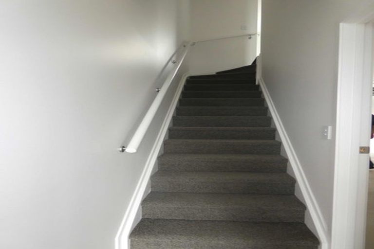 Photo of property in 2/504 Don Buck Road, Massey, Auckland, 0614