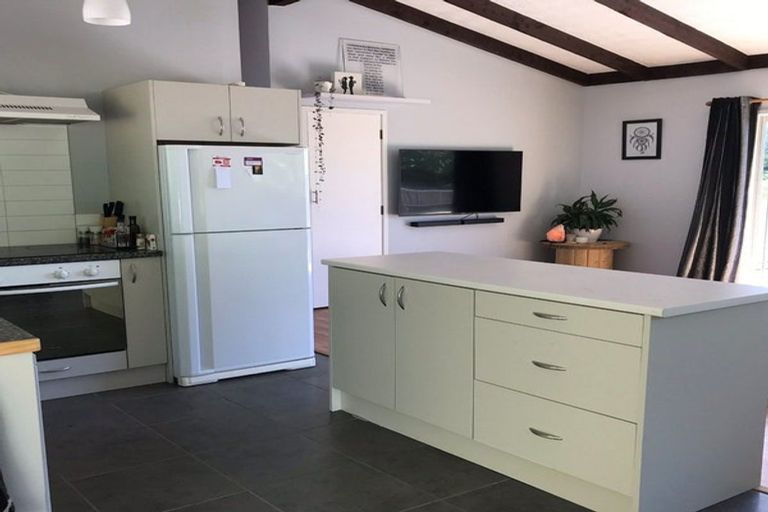 Photo of property in 1/61 Glamorgan Drive, Torbay, Auckland, 0630