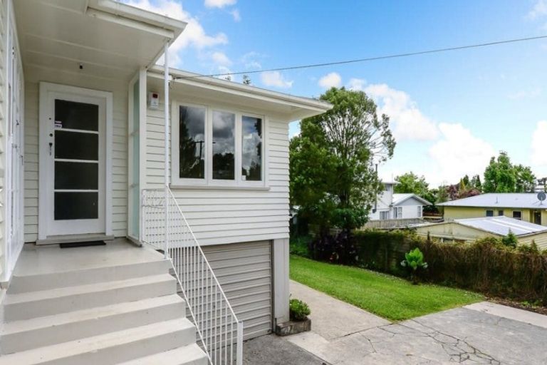 Photo of property in 6 Prisk Street, Melville, Hamilton, 3206
