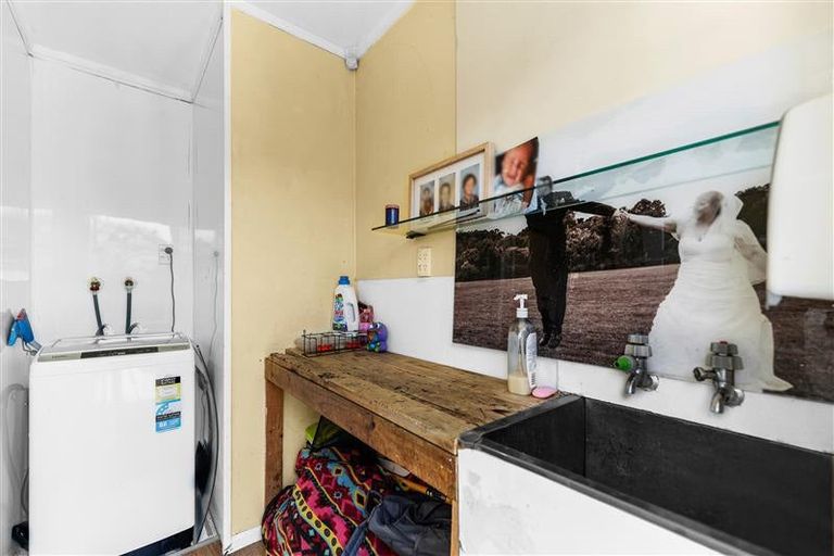 Photo of property in 2/29 Kindergarten Drive, Conifer Grove, Takanini, 2112