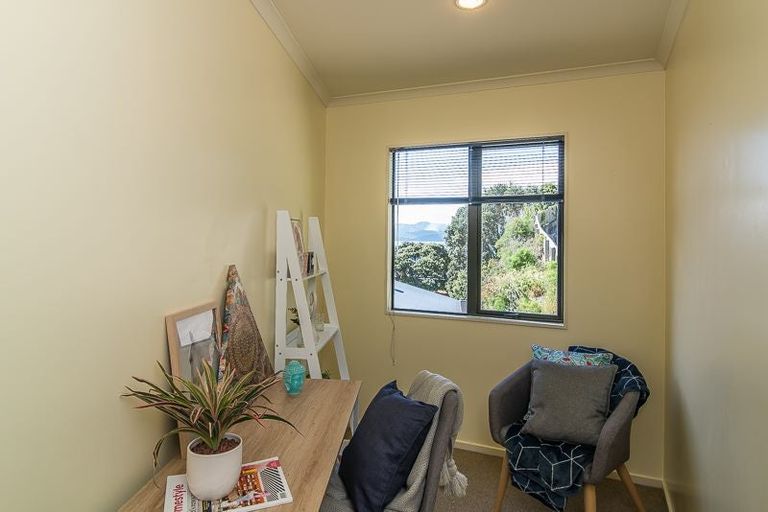 Photo of property in 3 Onslow Road, Khandallah, Wellington, 6035