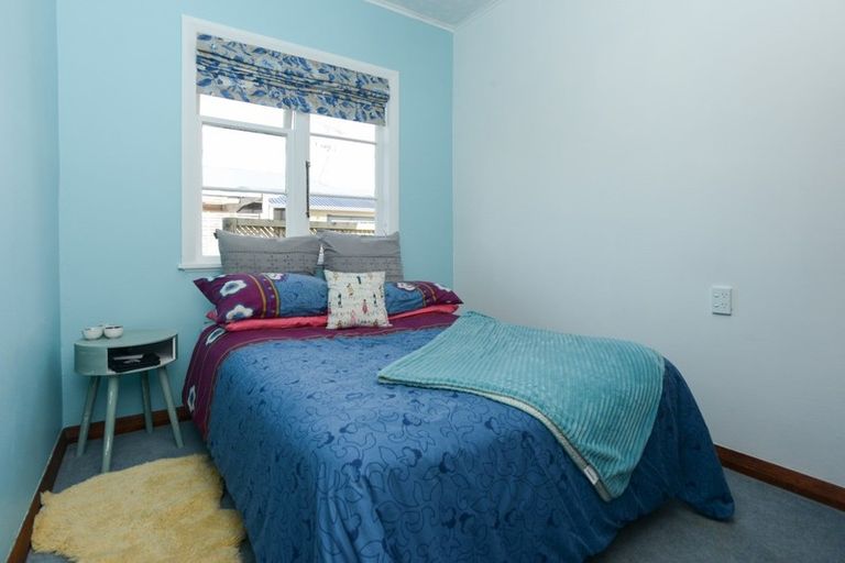 Photo of property in 14 Goodger Street, Waipukurau, 4200