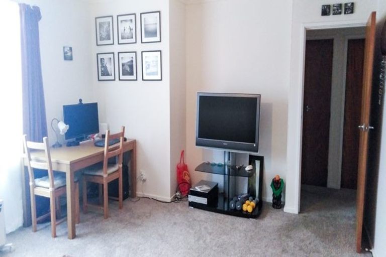 Photo of property in 82 Collier Avenue, Karori, Wellington, 6012