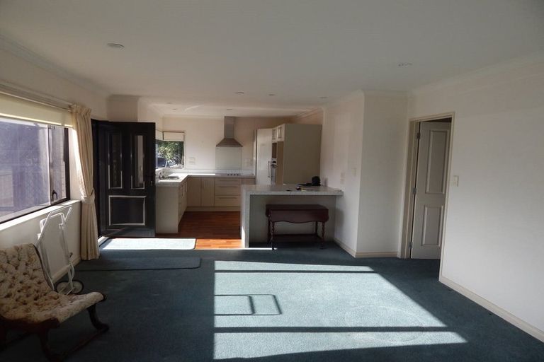 Photo of property in 142a Gloucester Street, Taradale, Napier, 4112