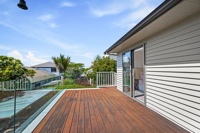 Photo of property in 23a Achilles Crescent, Narrow Neck, Auckland, 0624
