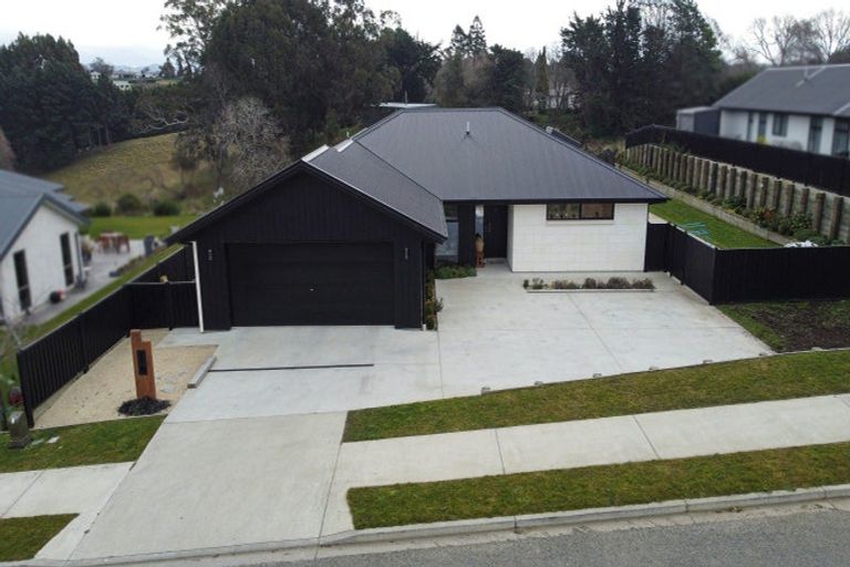 Photo of property in 23 Clydesdale Drive, Holmes Hill, Oamaru, 9401