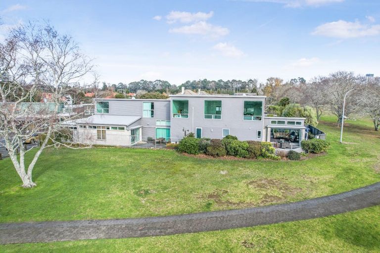 Photo of property in 2b Jellicoe Drive, Hamilton East, Hamilton, 3216