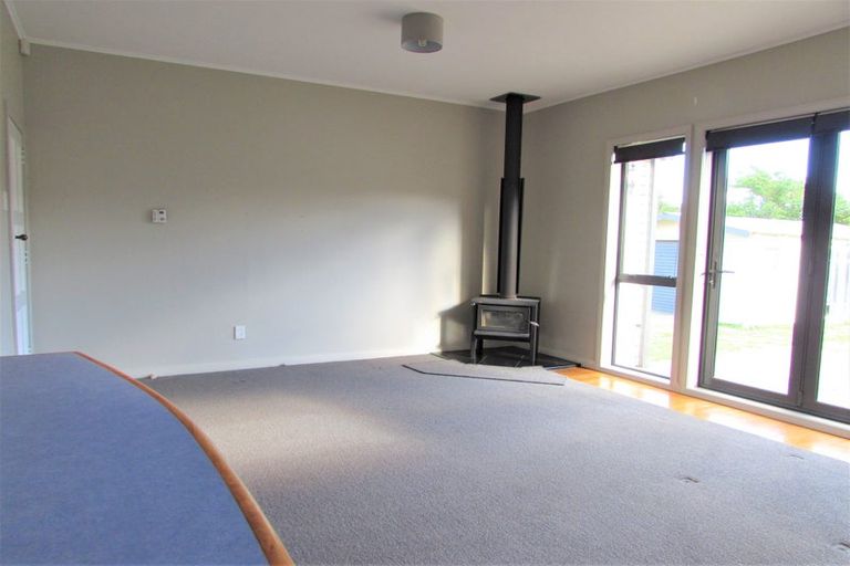 Photo of property in 41 Hall Crescent, Epuni, Lower Hutt, 5011