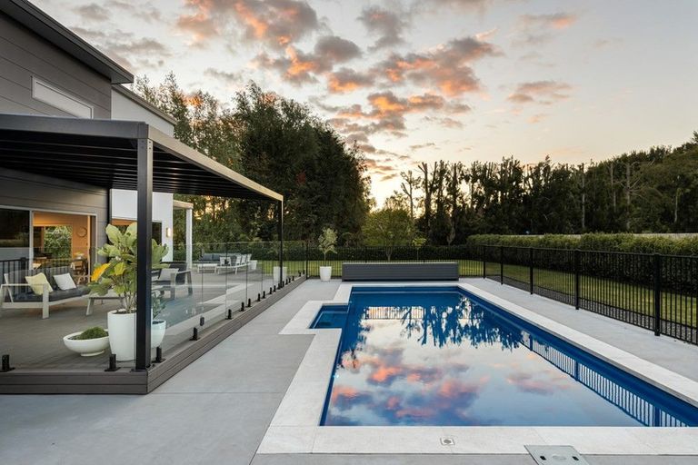 Photo of property in 5 Royal Ascot Drive, Papamoa Beach, Te Puke, 3187