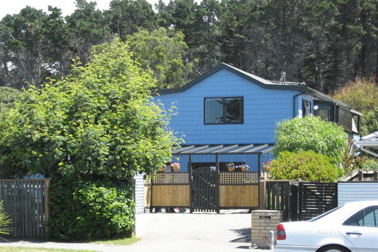 Photo of property in 258 Estuary Road, South New Brighton, Christchurch, 8062