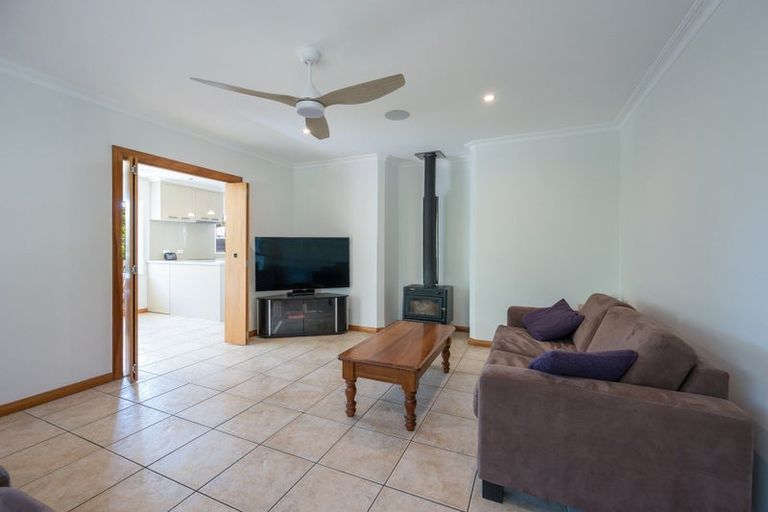 Photo of property in 10 Neale Avenue, Stoke, Nelson, 7011