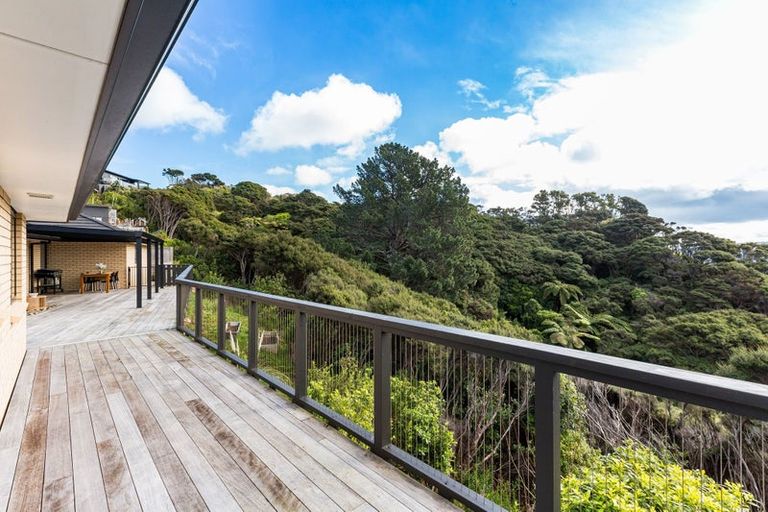Photo of property in 27 Topsail Way, Whitby, Porirua, 5024