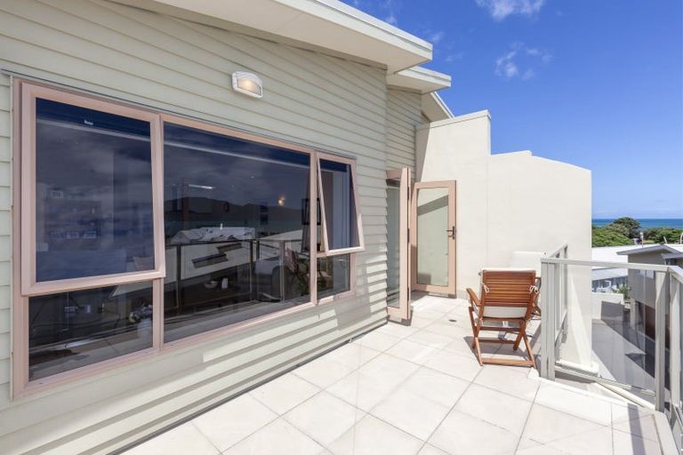 Photo of property in 13/1 Marine Parade, Paraparaumu Beach, Paraparaumu, 5032