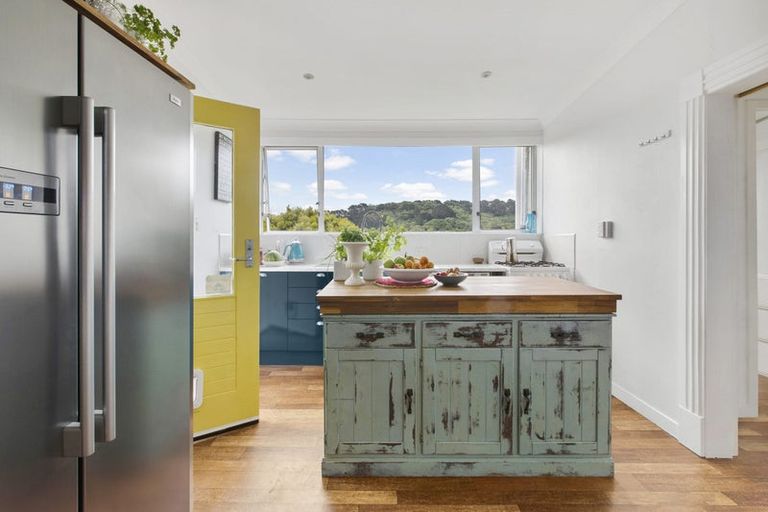 Photo of property in 18 Overtoun Terrace, Hataitai, Wellington, 6021