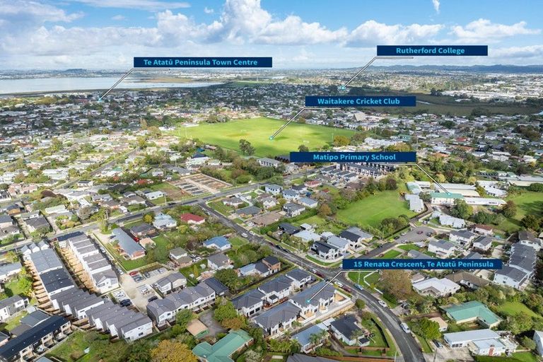 Photo of property in 15b Renata Crescent, Te Atatu Peninsula, Auckland, 0610