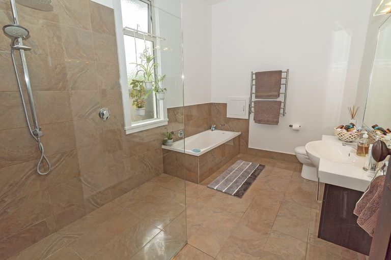 Photo of property in 50a Romilly Street, Westport, 7825