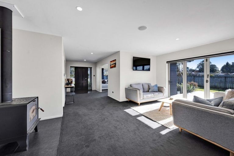 Photo of property in 4 Biron Place, Stratford, 4332