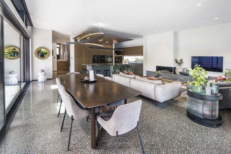 Photo of property in 11 Cheltenham Road, Devonport, Auckland, 0624