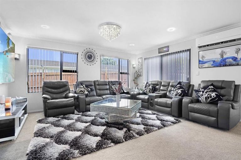 Photo of property in 109a Gray Avenue, Mangere East, Auckland, 2024