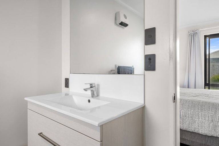 Photo of property in 18 Hart Road, Richmond, 7020