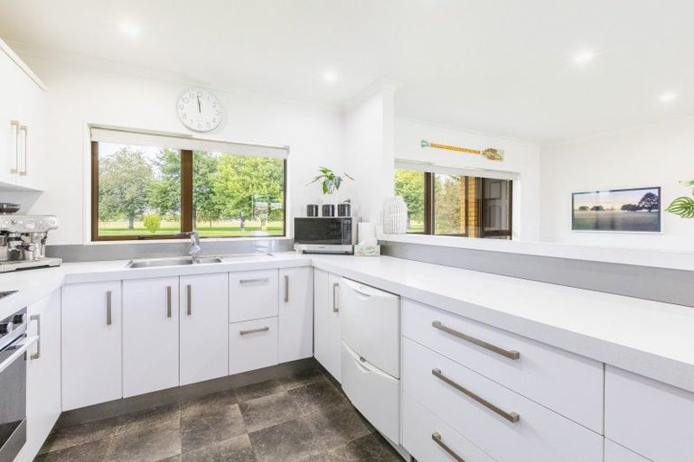 Photo of property in 96 Freyberg Avenue, Tamatea, Napier, 4112