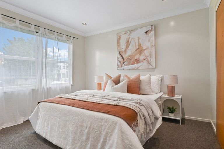 Photo of property in 1 Walnut Place, Owhata, Rotorua, 3010