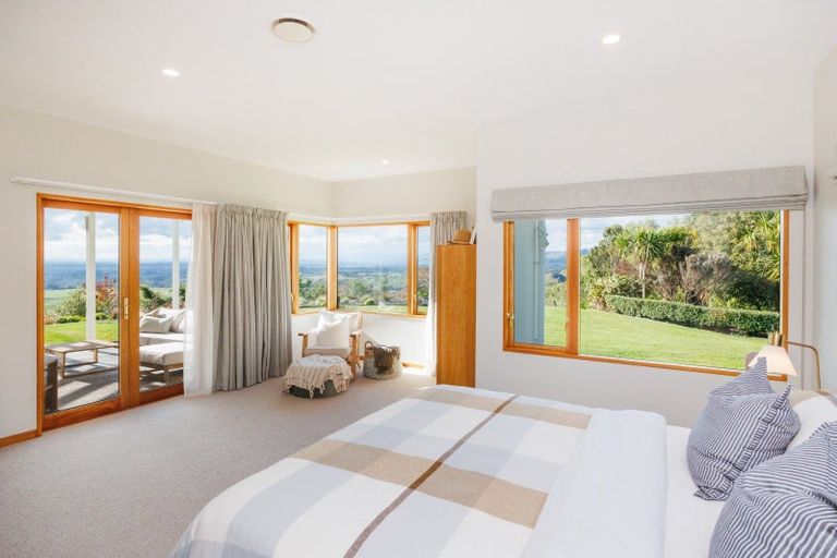 Photo of property in 333 Ngahere Park Road, Turitea, Palmerston North, 4472