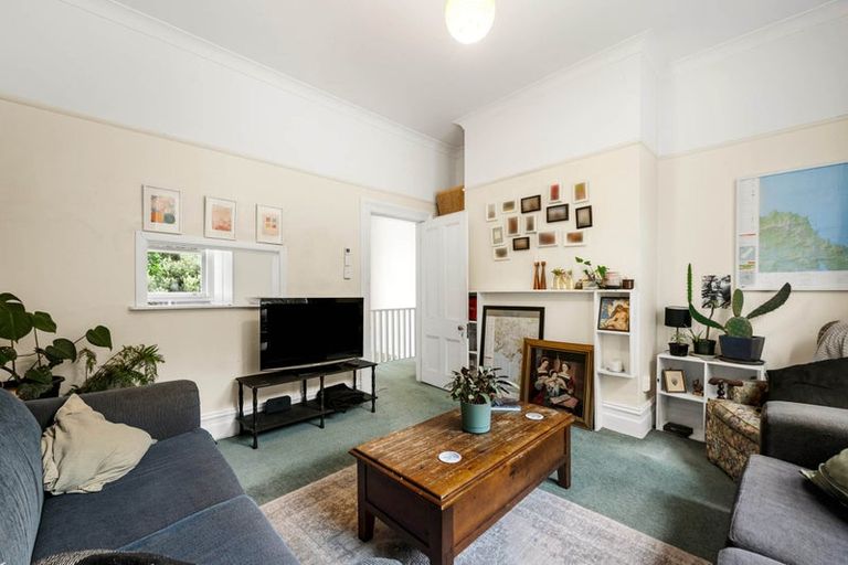 Photo of property in 370 Tinakori Road, Thorndon, Wellington, 6011