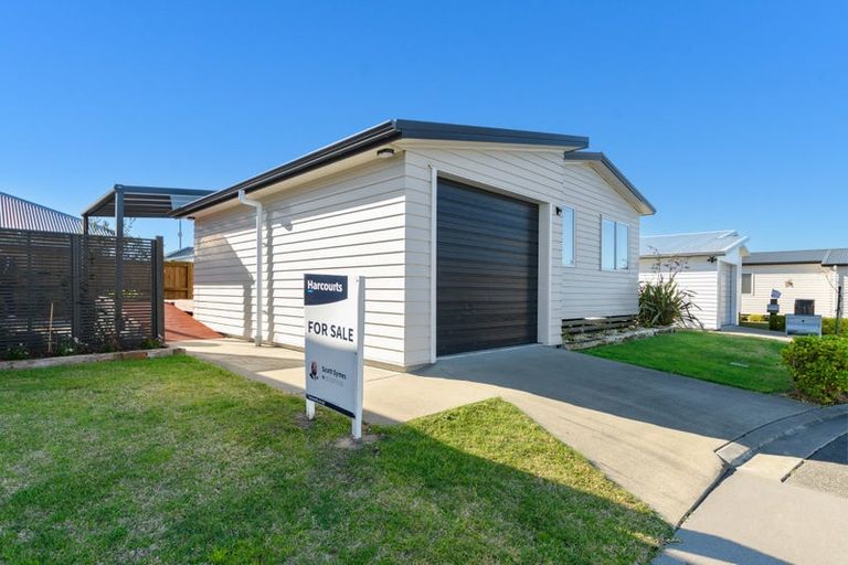Photo of property in 219/11 Kamahi Crescent, Papamoa Beach, Papamoa, 3118