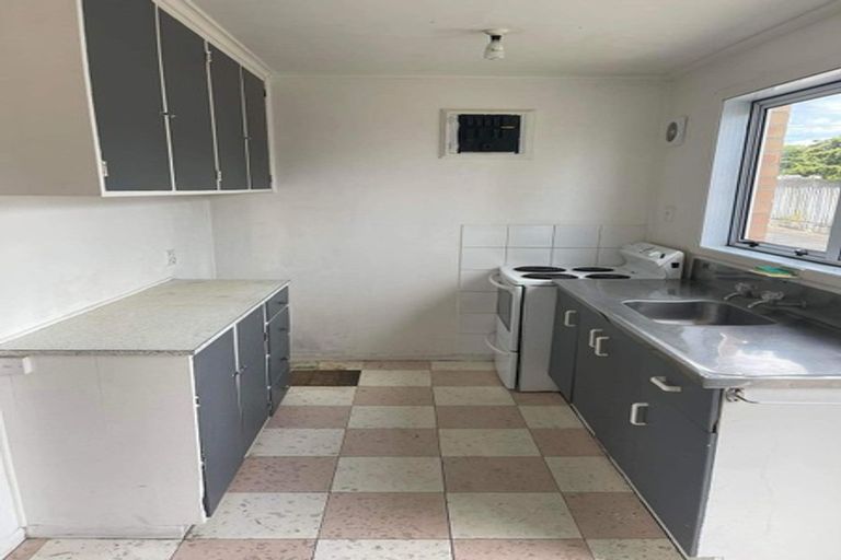 Photo of property in 2/37 Takanini Road, Takanini, 2112