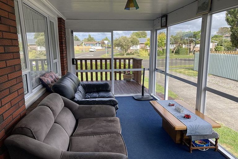 Photo of property in 44 Oberon Street, Stratford, 4332