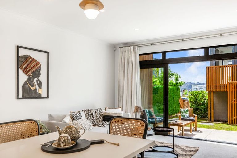 Photo of property in 13 Hudson Bay Road, Hobsonville, Auckland, 0616