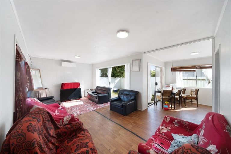 Photo of property in 5 Quennell Avenue, Favona, Auckland, 2024