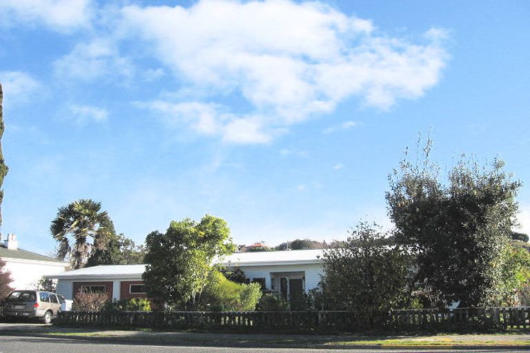 Photo of property in 2/22 Church Road, Taradale, Napier, 4112