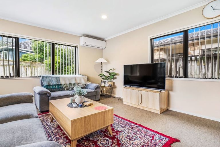 Photo of property in 64b Martyn Street, Waiuku, 2123
