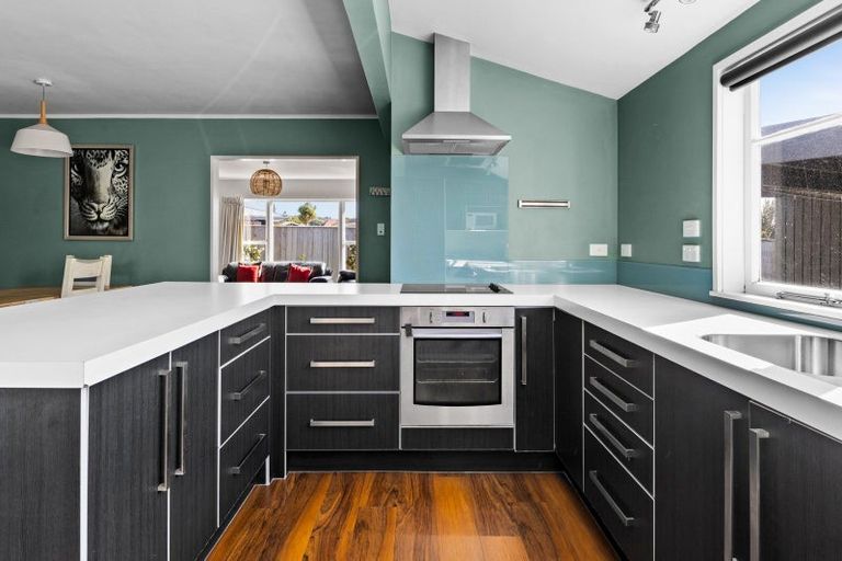 Photo of property in 4 Holyrood Street, Taradale, Napier, 4112