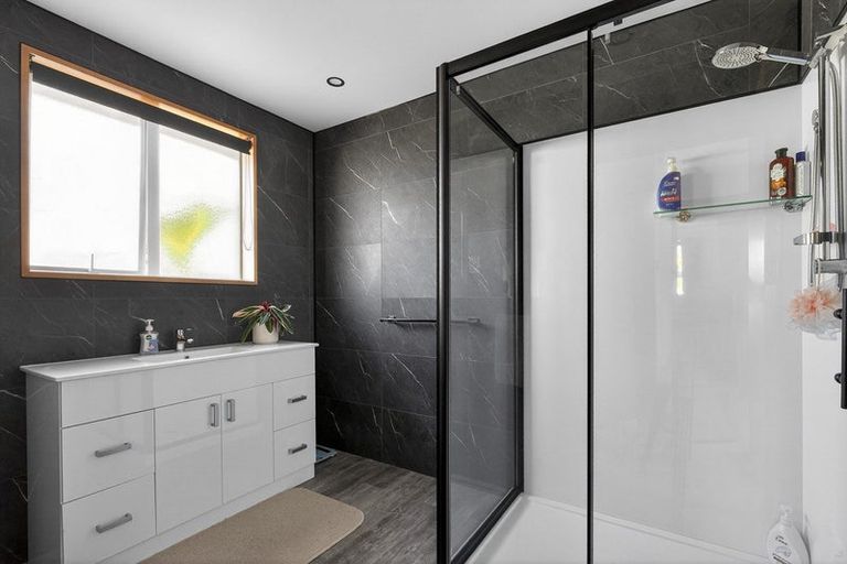 Photo of property in 1 Finlay Street, Alexandra, 9320