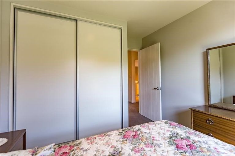 Photo of property in 27 Wilsons Road South, Saint Martins, Christchurch, 8022