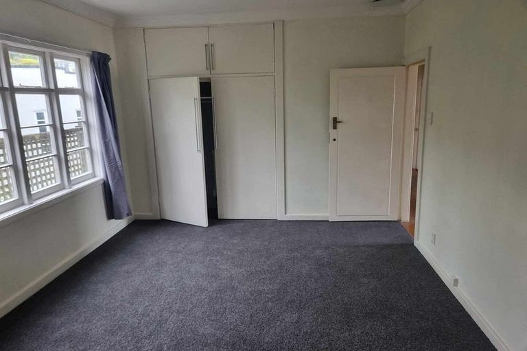 Photo of property in 116 Karori Road, Karori, Wellington, 6012
