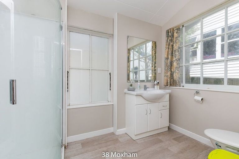 Photo of property in 38 Moxham Avenue, Hataitai, Wellington, 6021
